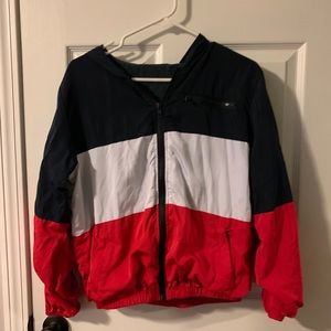 Wind breaker